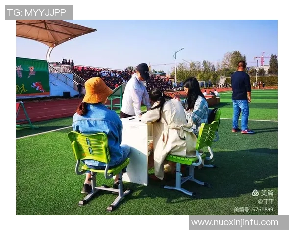 时尚女性纹身贴足球明星图案设计展示彰显个性与运动魅力 时尚女性纹身贴足球明星图案设计展示彰显个性与运动魅力