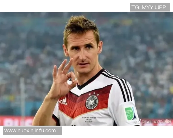 德国足球明星的崛起与辉煌历程探析从贝肯鲍尔到诺伊尔的传奇之路 德国足球明星的崛起与辉煌历程探析从贝肯鲍尔到诺伊尔的传奇之路