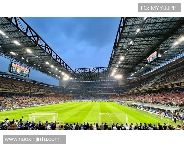 盘点世界足坛巨星珍贵照片视频记录绿茵场上激情与荣耀瞬间